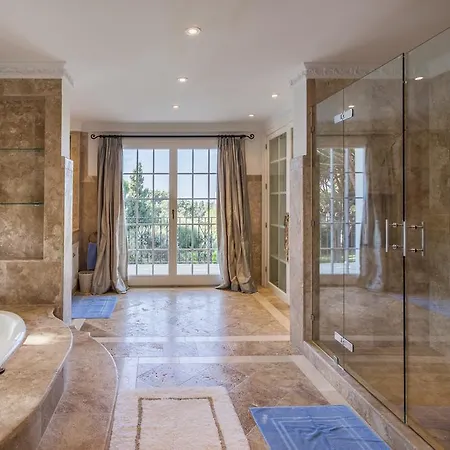 Safari Villa Marbella
