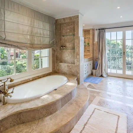 Safari Villa Marbella